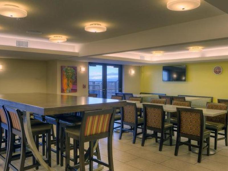 181CC77DC6C81096120CE00BF47F9C32