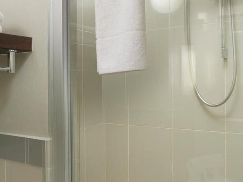 041254E7FAA2FC6D3C8DEC080C7FB18A