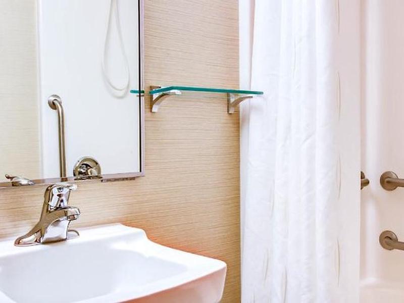 470B48824B8F16F2782F14D0562C28B9