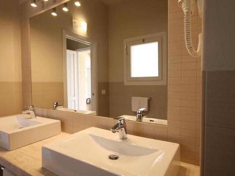 DE3D22F2BBA8AF6A1E1991EF66338866