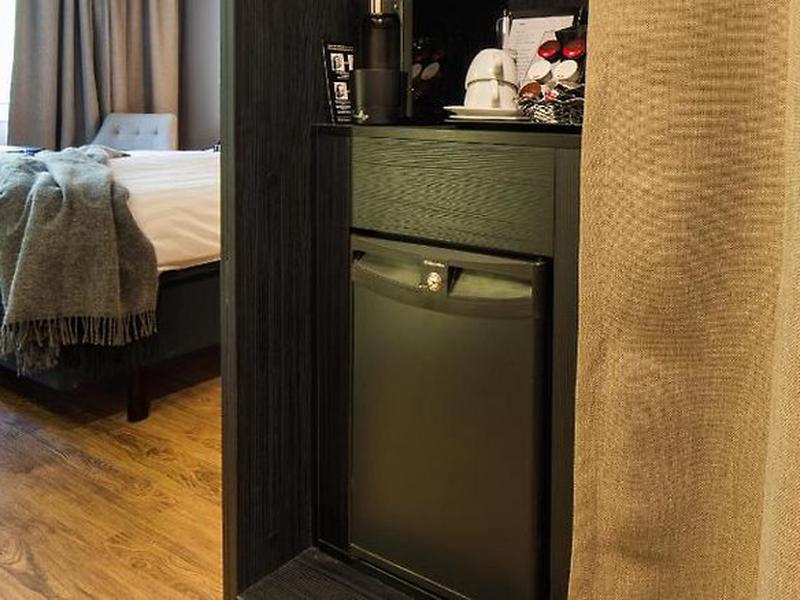 7EE37F87DC0CC72A9D120823F74CE89B