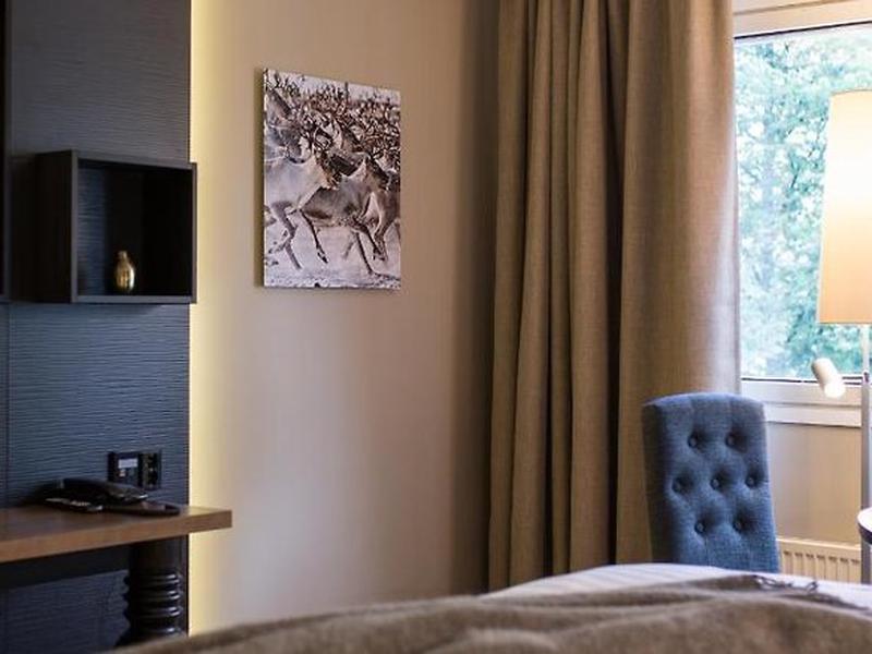 4118EDE37767EAA6BD56F506763ED4BC