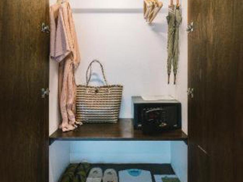 2AADC36B46BA5CF6A3485AD1E60CB248