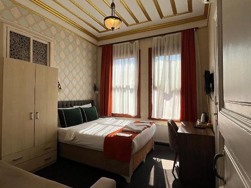 F2FB4FF2D7370138D0A018691EEAE6C4