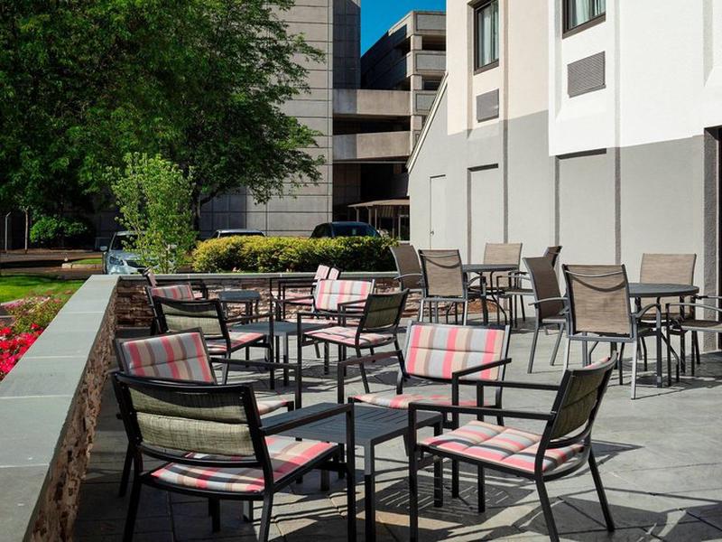 53229F36C03A92C3CE881443B135649B