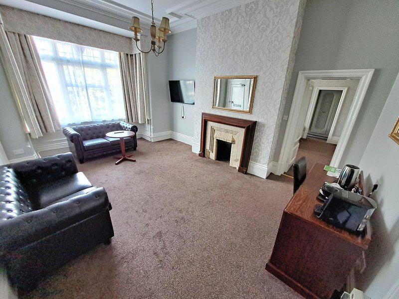 7A9183567441801AB0DBF8439B870B95