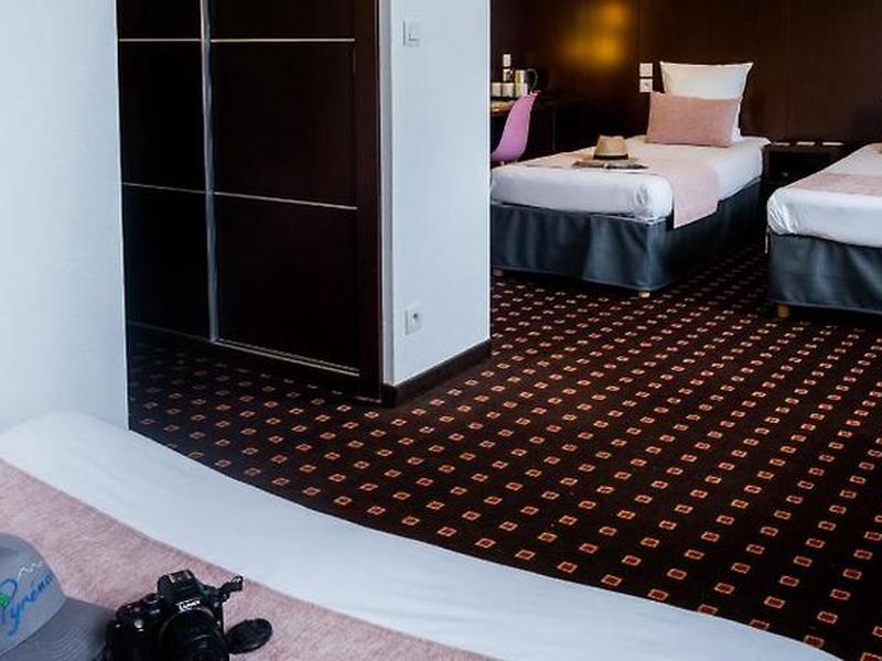 44D70AB02E9D465756557F5B814D6E8C