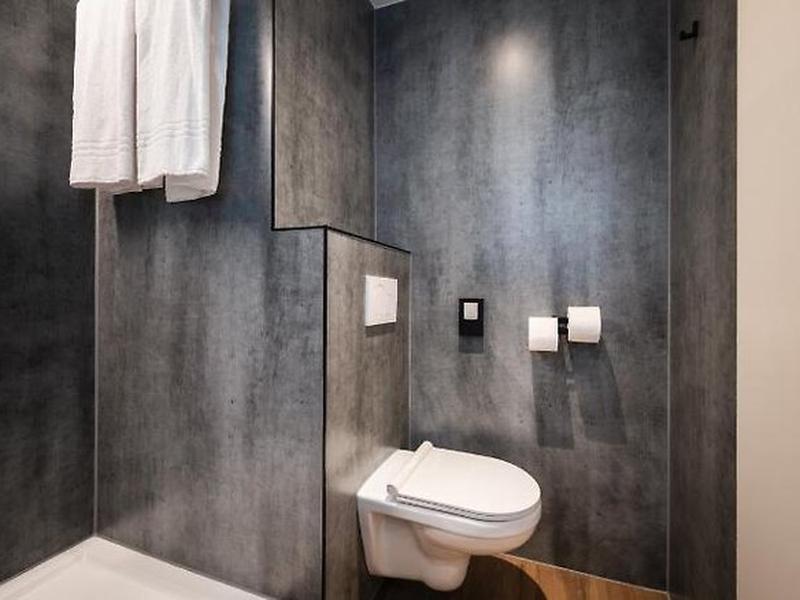 6183F19EBCB5B043102BD24C4911DF74