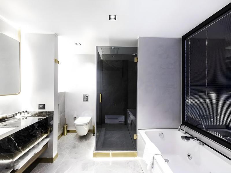 DEF35A2260E0737C312B836E78701194