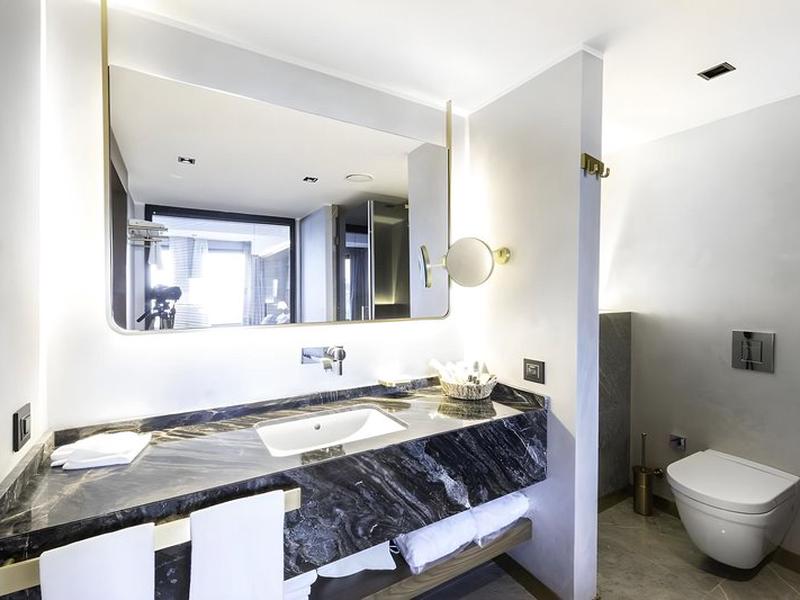 E1D8813C303402A18B99E2337554F963