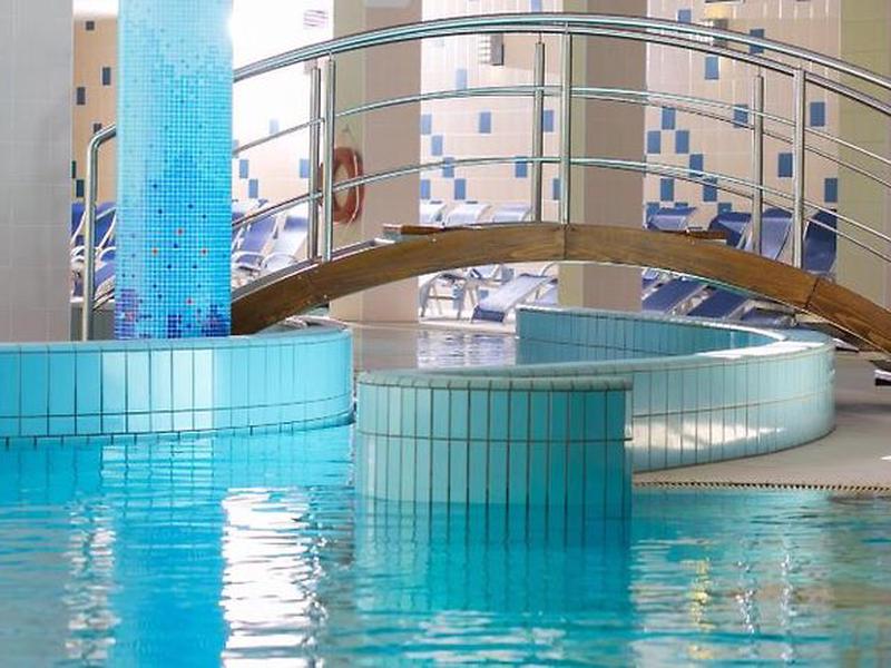 50A34565B990DF7945D6B53BABA787CF