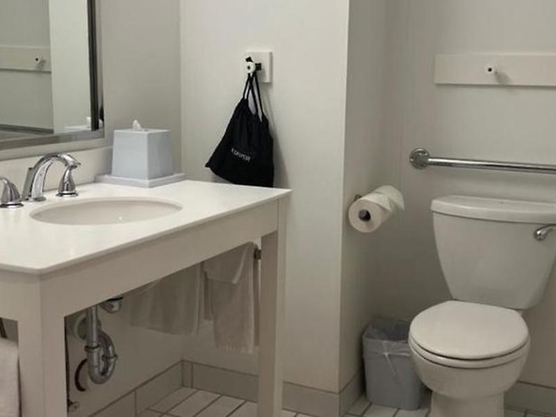 4035D3E8CB9EE293E591D423BDD8CAEA