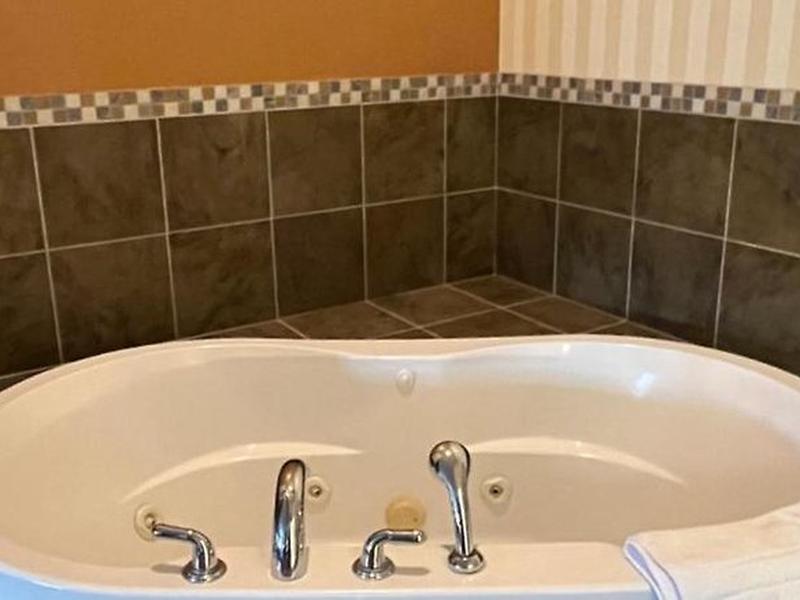 7D91054DE3DBCEC38D8AEB3E9B93FD8B