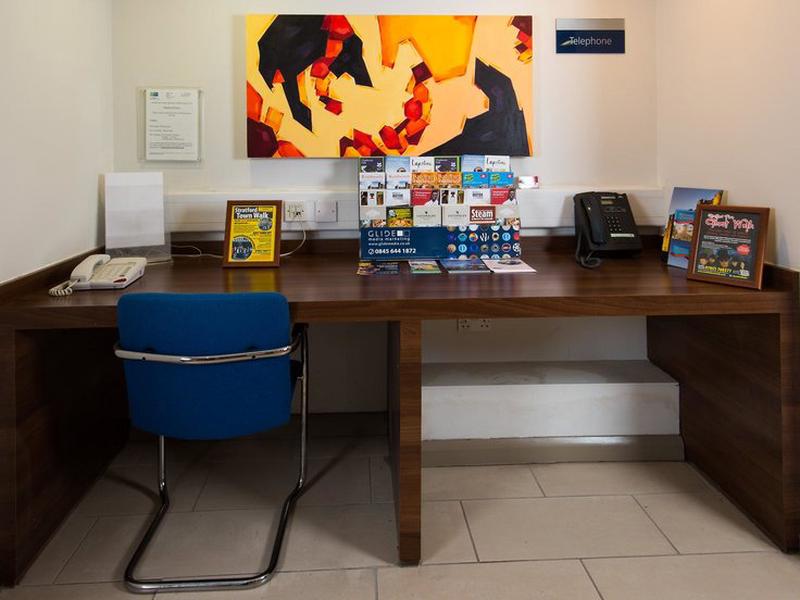 F3CDD152A2D25BDA9B0B9BFD063EBFCC