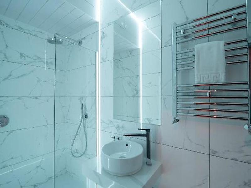 69D28D40B1C5ADB3ABDD9E9322D4C14D