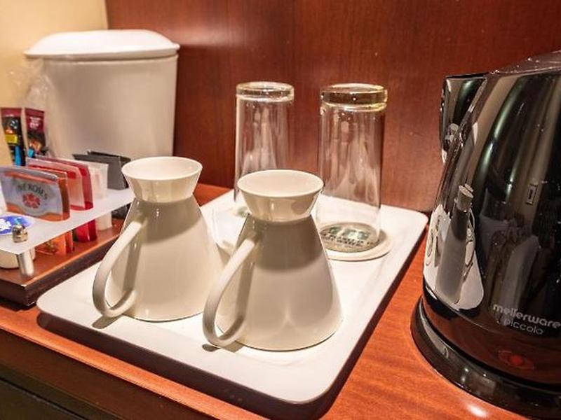 85DAD1326465D283B6E6469568205237