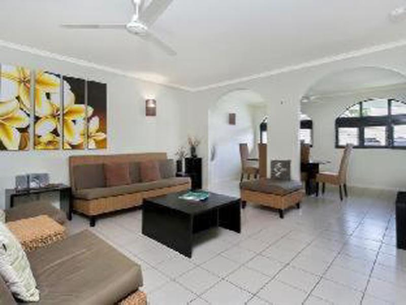 27D5A14CF3358C99BC0EB7AF4F2AD7F5