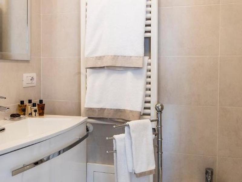 5288DE9EF382202C879074EF7207A23E