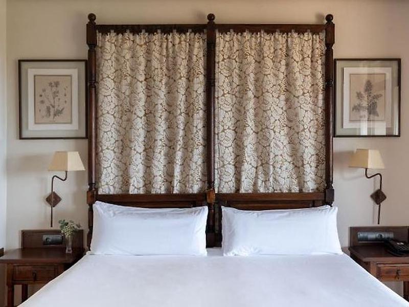 216EDAB1A0F550FABC55B9F4FE21A88A