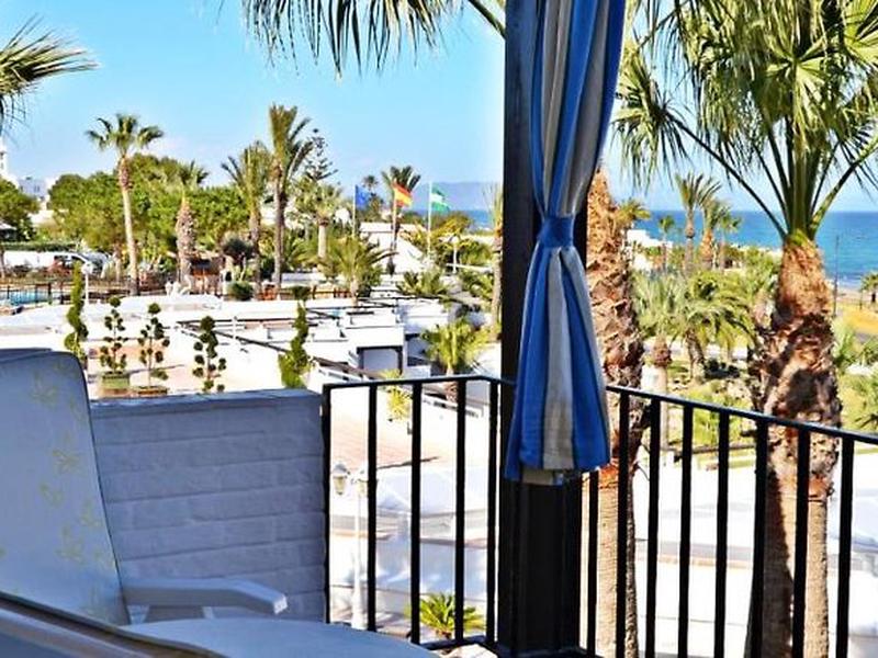 88BD637C0770FA6377456DA58EEB4E2B