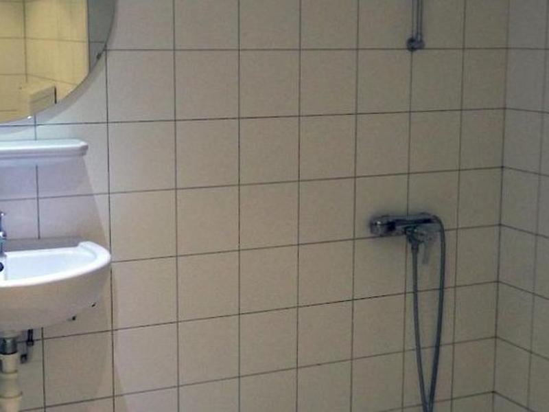 EF9E6217274FA9C7E5373948D866D213