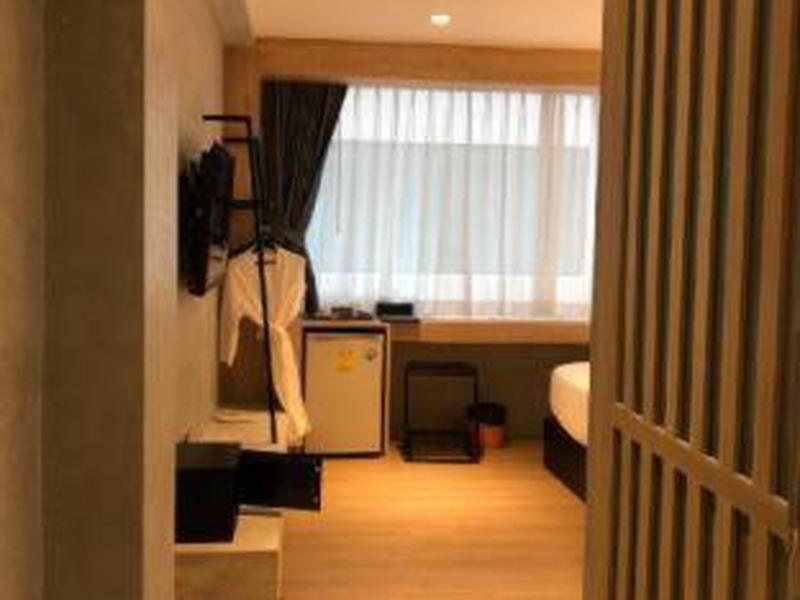 895E380C7DE0AE9DD0DB662F059590B2