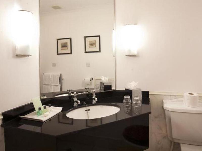 A40D4CC25F3AEE9793E675475CE5B96B