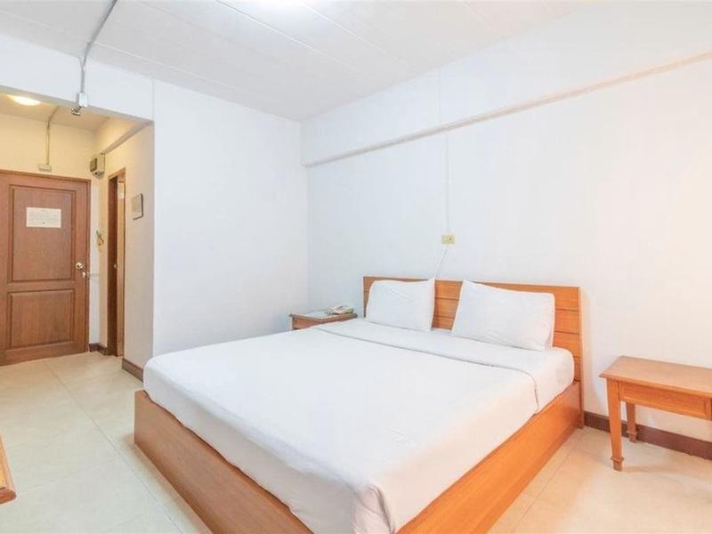 87946DC0DF95FAA3D710C15E212748AE