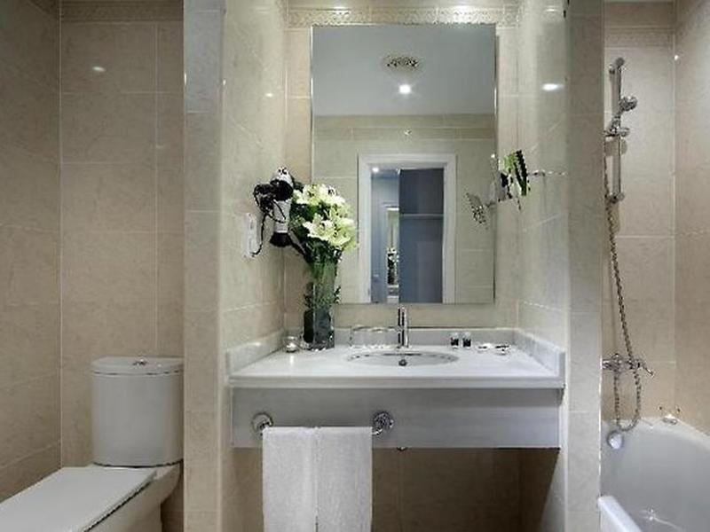 1931F02EE38CC77EAA2870B932CE6F5C