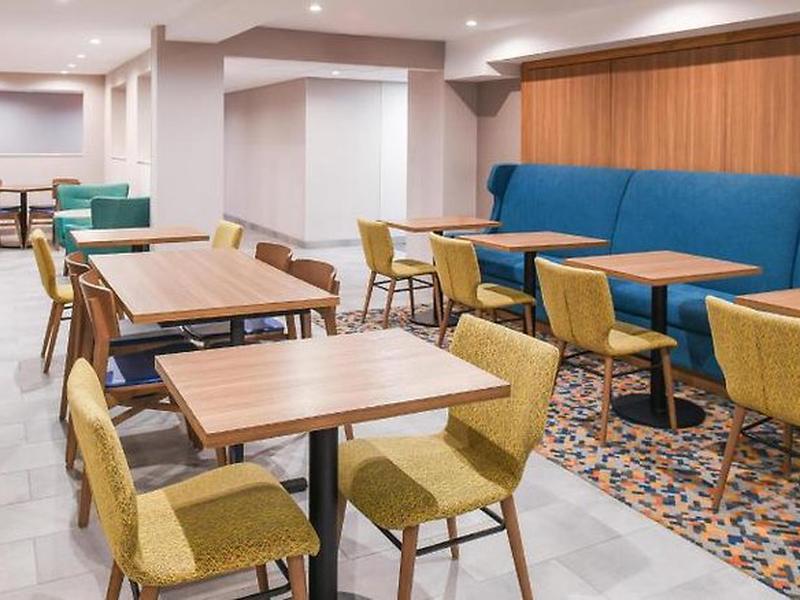 53DF2D147AA6E3591F29FDEFB5EC610D