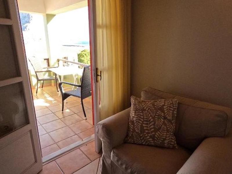 435ADC4E417A3824B482F6856ECF2DD2