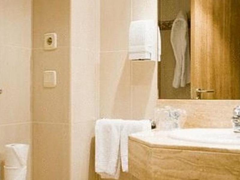 596084F9FC424AFBC1D3BFFB416CC688