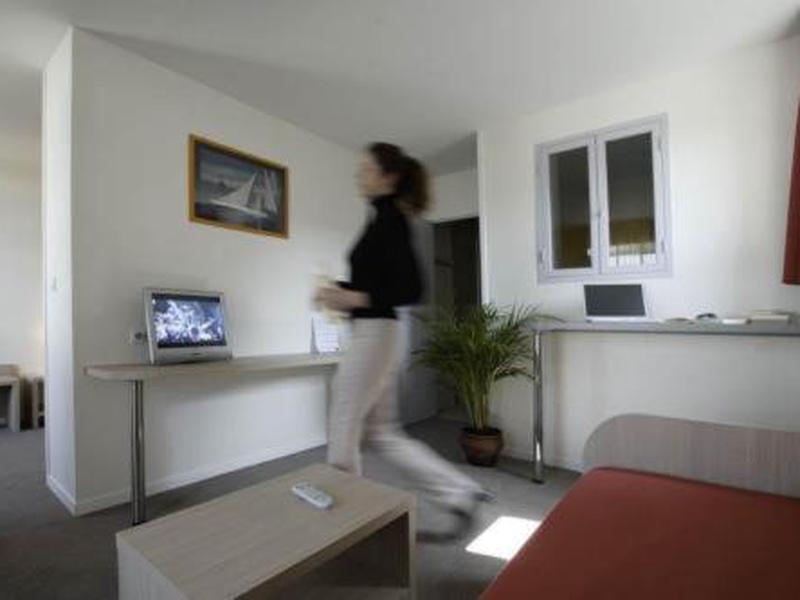 3EB37728DBBF4AF6925290CCA0D3BD97