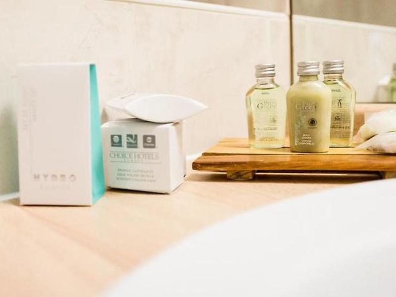 317E965F028C53A292DCE4480E598175