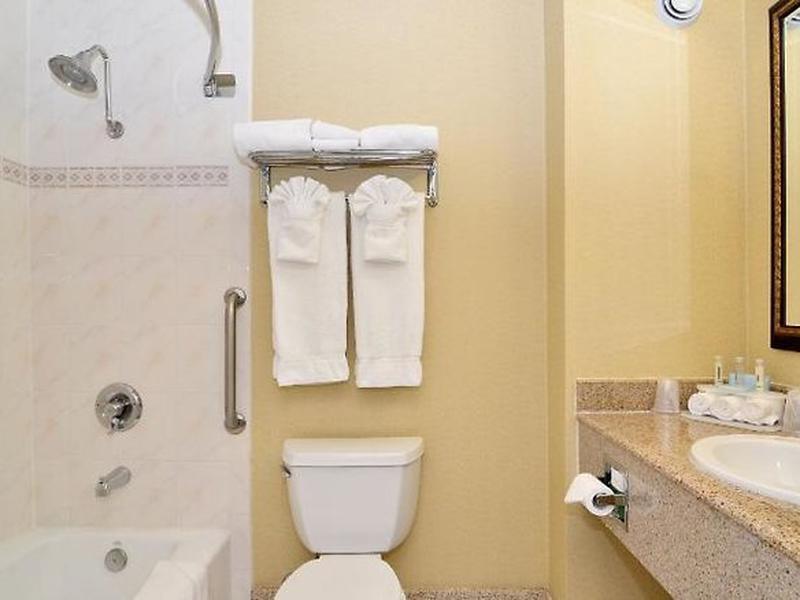 842FAE5D1A540332BCC57B82DE9767A4