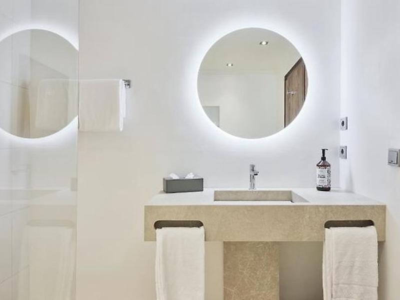 B8D2DDCAC1A9EC10FA371D7A68376A89