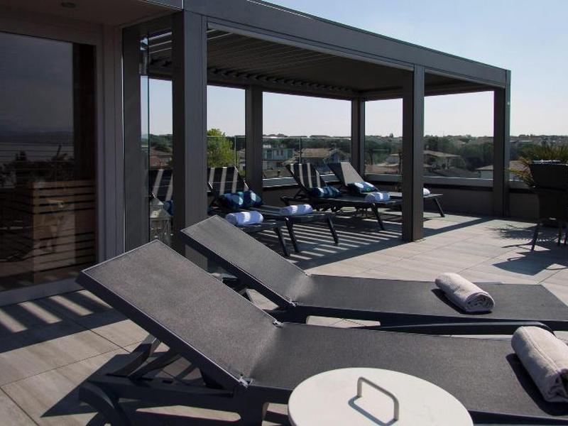 F5F8CA7B3C226B1490C81FFC2BB54E12