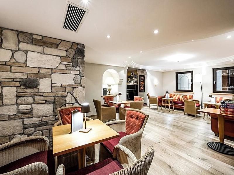 6F55E740275B3B8B9B4B0B67F24E83B9