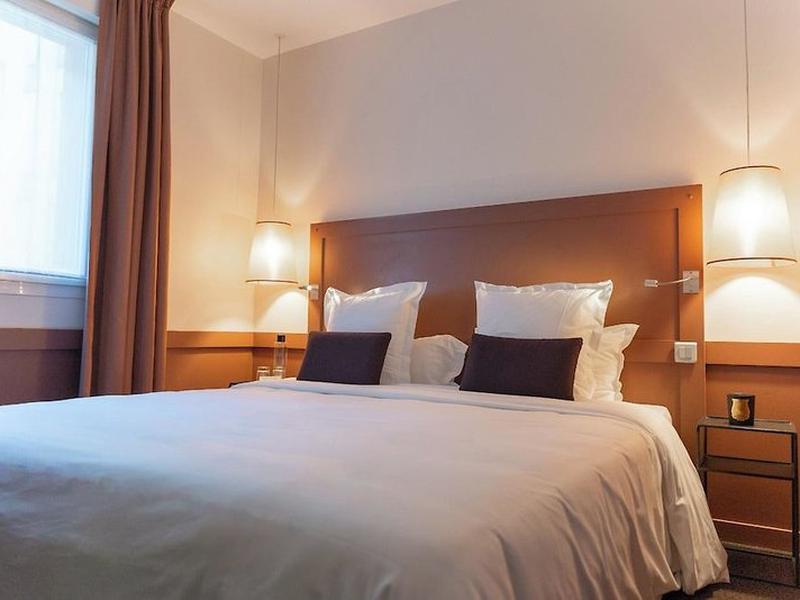 4B558C1399D5463F868A9CC75018712C