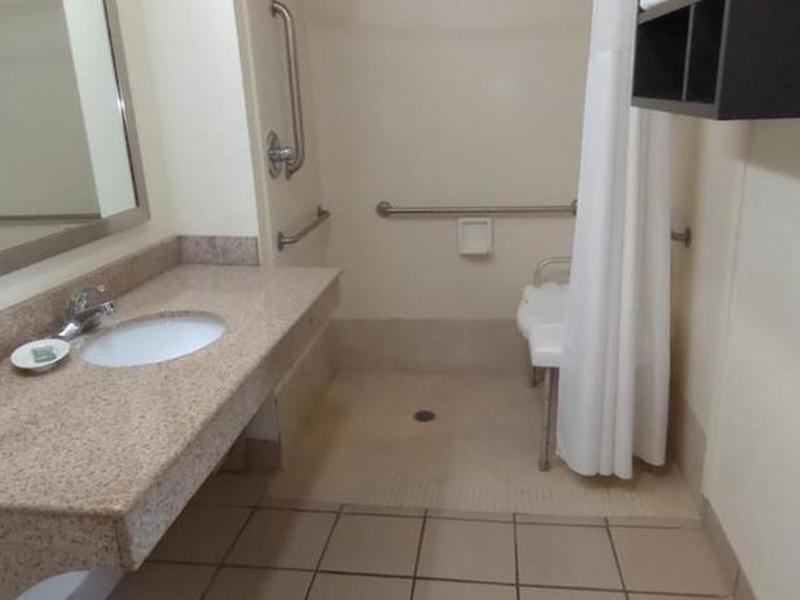 416872DE203BEF3228BBD7D32C8995F6