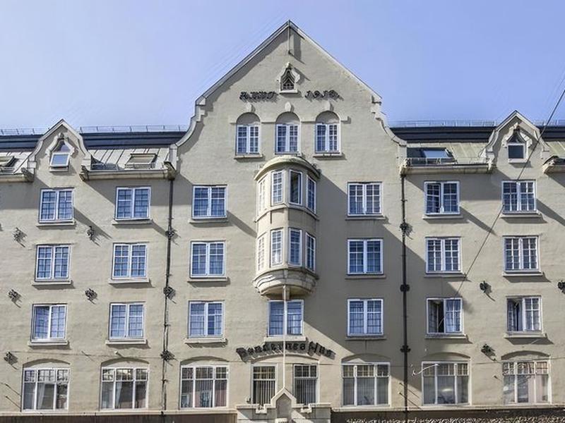 FDD92053BF1EB4B800E51D167CC042BB