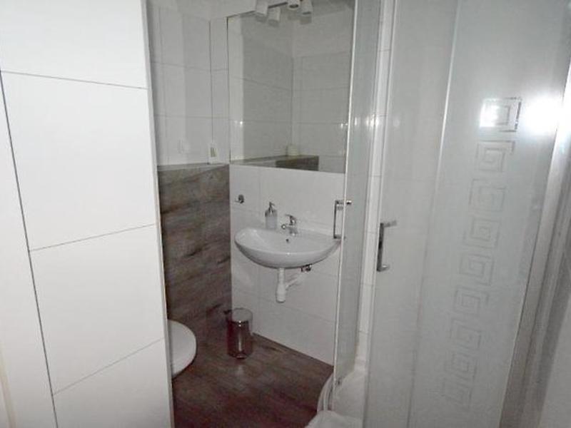 C3F8296BEFE169F095AE9CE1D0F1E8F8