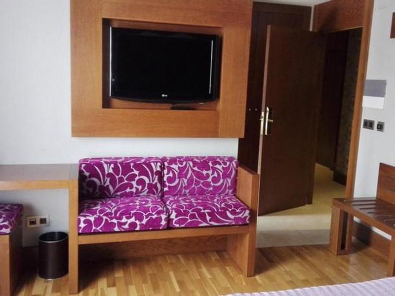 D34402854692C8D4C1AA3B22B6BACA46