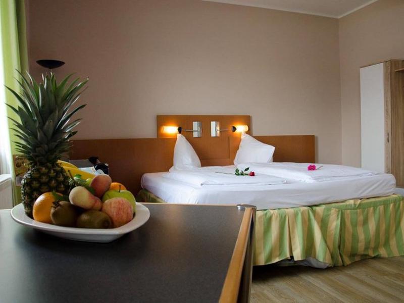 781629437BDBF696F52A2E157C324771