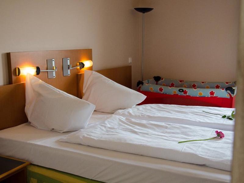 99B64C892AF4D2AFF07DE9EAF96F178A