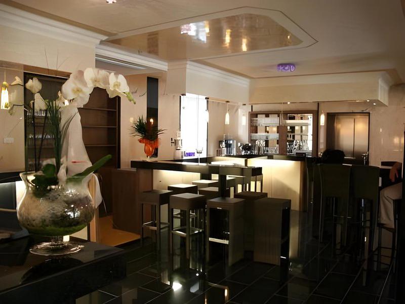 8D542BEF5355F8B7B5D3E70CD7099AF4