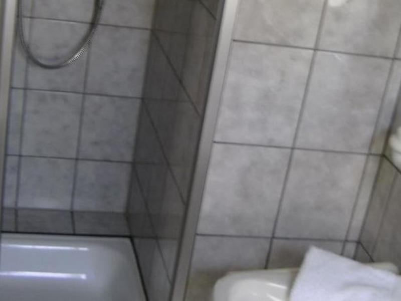 A120B6CC244E5993FF365AE30FA73D99