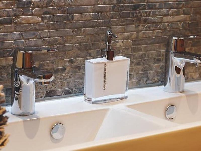 6CC36679886B060DE92227C606C60ADF