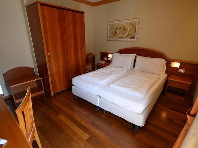 BE9683C70C9DBE302CBE8AE4F1F505D3