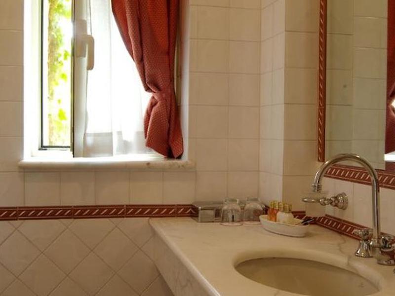 101E87BC30EFF1EFA31E9244BDF39F91